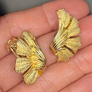 Signed Vintage CORO 10K Gold Plated Floral Wing Clip On Earrings